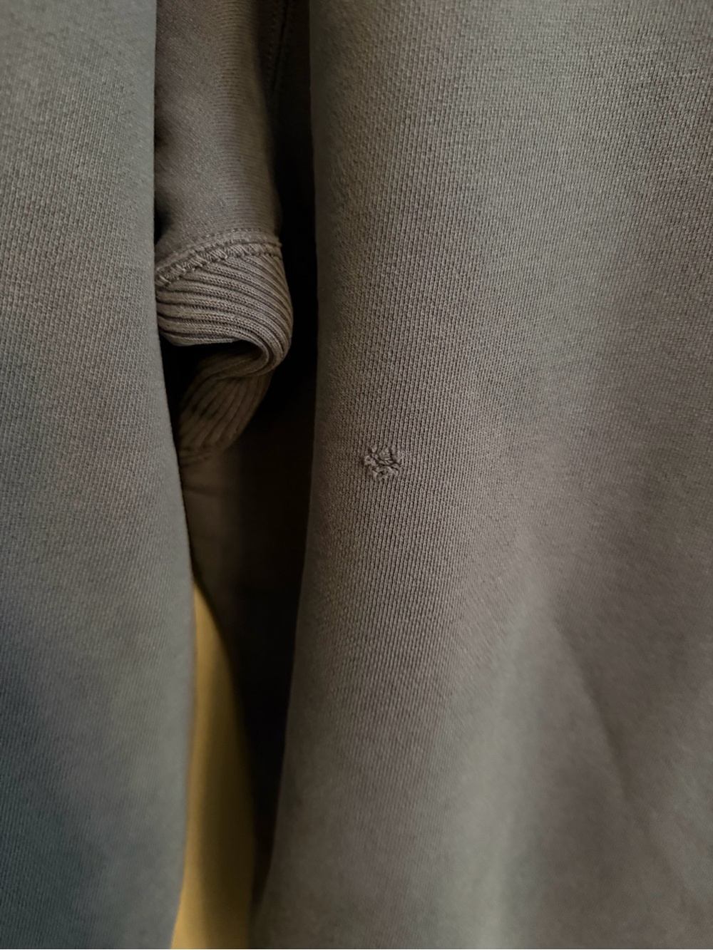 Eddie Bauer Men's Crewneck Sweatshirt in Slate Blue with Subtle Logo - Picture 5 of 7
